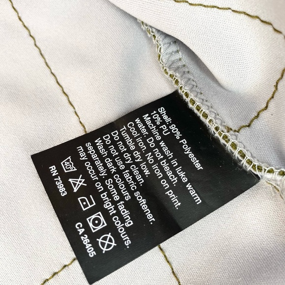 Helly Hansen Soft Shell Jacket - Picture 11 of 13